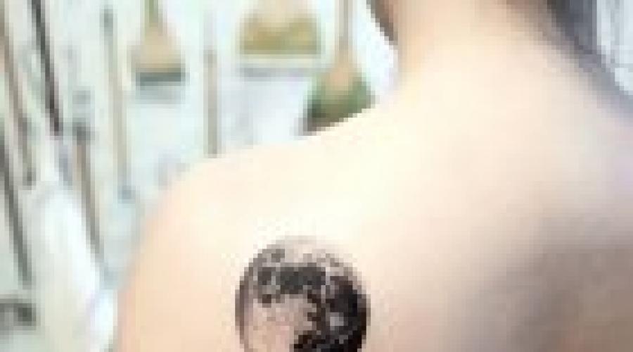 Moon tattoo – význam a design pro dívky a muže.  Moon tattoo Význam tetování měsíce pro dívky na zápěstí